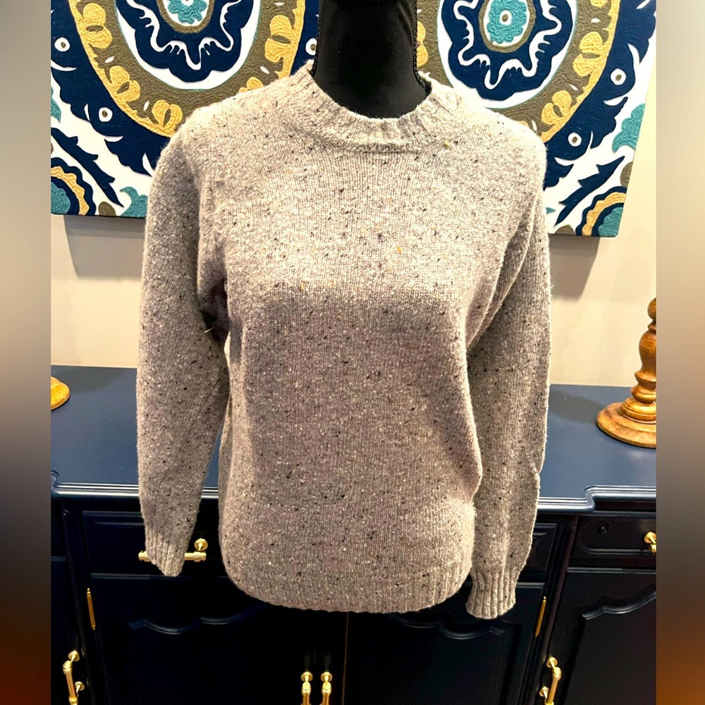 Avoca Ireland 100% Merino Wool sweater gray fleck pattern like new size medium